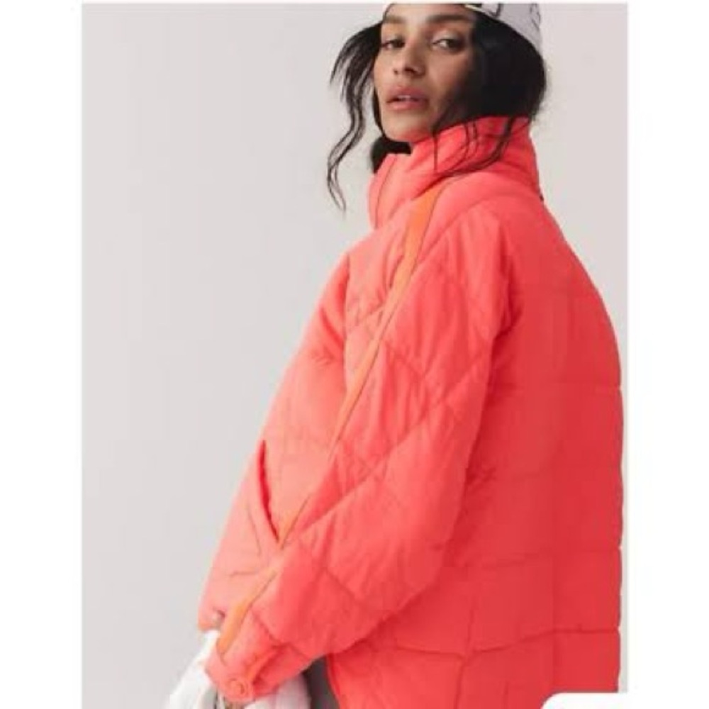 Free People Pippa Puffer Jacket Womens Neon Coral FP Movement Packable like new - Picture 2 of 3